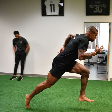 Darren Waller, Last Vegas, Hamstring Workout, Men's Journal, Mens Journal, Athlete Workout, Mens Fitness, Health