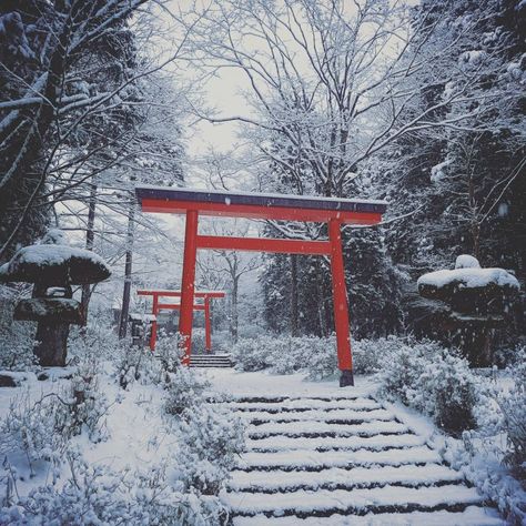 Japanese Snow Aesthetic, Japan Christmas Aesthetic, Japan Snow Aesthetic, Kenji Aesthetic, Denji Aesthetic, Ayaka Aesthetic, Snowy Japan, Japanese Snow, Snow Castle