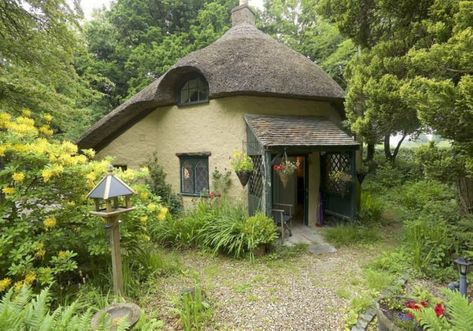 This house for sale near me Romantic Settings, Farmhouse Summer Decor, Storybook Homes, Fairytale Cottage, Storybook Cottage, Cottage Garden Design, Beautiful Cottages, Thatched Cottage, Tiny Houses For Sale