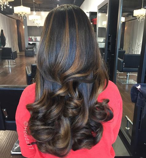 Hair Highlights For Black Hair, Long Hair Indian, Highlights For Black Hair, Balyage Long Hair, Natural Hair Highlights, Balayage Long Hair, Medium Hair Color, Long Indian Hair, Honey Brown Hair