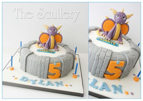 Spyro Cake Spyro Birthday Party, Spyro Cake, Star Wars Cake, Dragon Party, Birthday Idea, Skylanders, 5th Birthday, Cake Ideas, Cupcake Cakes