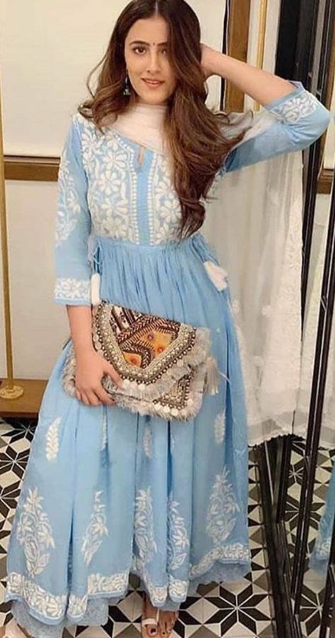 Indian Dress Wedding, Kurti Look, Kurti With Pants, Simple Suits, Sky Blue Suit, Pakistani Kurti, Embroidered Suits, Classy Street Style, Churidar Suits