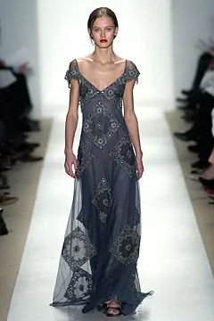 Badgley Mischka Fall 2004 Ready-to-Wear Collection | Vogue Hot Lingerie, Grad Dresses, Gorgeous Gowns, Looks Style, Badgley Mischka, Beautiful Gowns, Fancy Dresses, Mode Outfits, A Dress