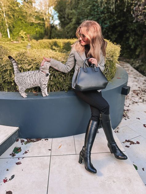 Teddy Blake Bag, Vera Palmelatto 14 Teddy Blake, Holiday Soiree, Refined Fashion, Fashion Guide, All I Want For Christmas, Quality Handbags, Jet Setter, Sonia Rykiel, One Bag