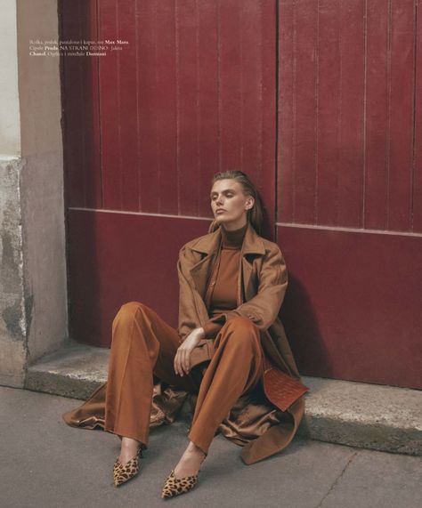 Madison Headrick Harper’s Bazaar Serbia 2019 Cover Fashion Editorial Fashion Style Photoshoot, Fashion Week Photography, Streetwear Editorial Photography, Fall Editorial Photoshoot, Shoes Editorial Photography, Fashion Shoot Poses, Fall Fashion Photoshoot, Fall Fashion Editorial, Madison Headrick