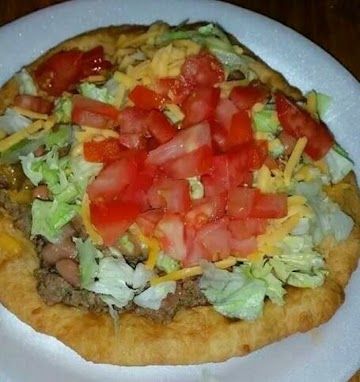 Native American Fry Bread Recipe, Native American Fry Bread, Fry Bread Tacos, Yummy Donuts, Fried Bread Recipe, Indian Tacos, Fried Bread, Native American Food, Native Foods