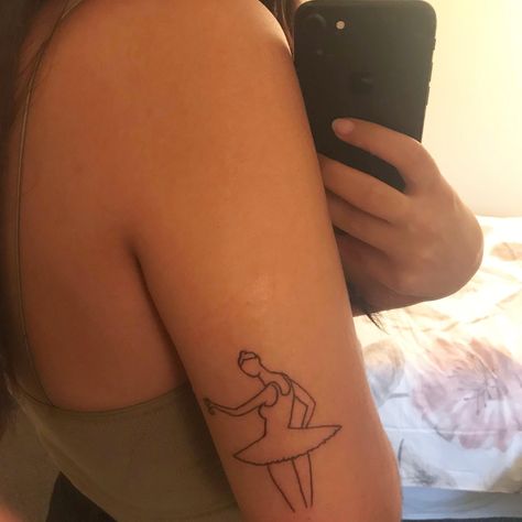 Kanye Inspired Tattoo, Kanye West Inspired Tattoo, Mbdtf Tattoo, Kanye West Tattoo Ideas, Kanye Tattoo, Left Hand Tattoo, Old Kanye, Tattoo Ideas Tumblr, Ballerina Tattoo