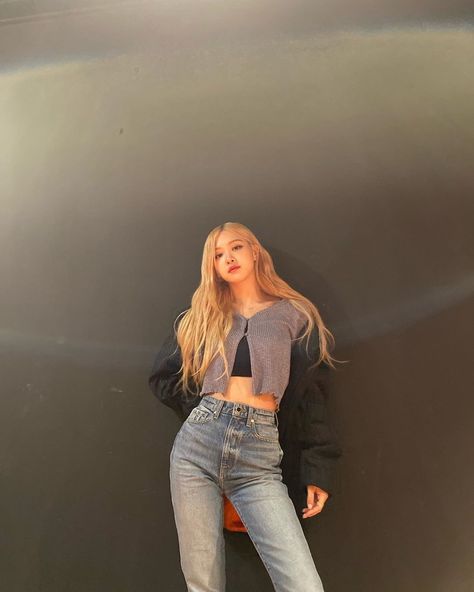 Rosé Ig, Rosé Instagram, Park Rosé, Rose Fashion, Rose Blackpink, Rose Park, Love Is, Park Chaeyoung, Looks Chic