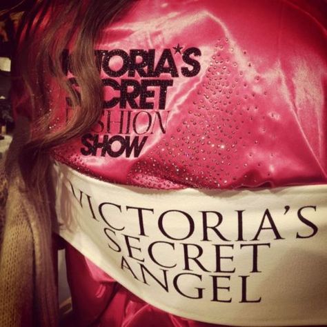 Victoria's Secret Babes Vs Models Aesthetic, Viktoria Secret, Victoria's Secret Aesthetic, Victoria Secret Runway, Victoria Secret Show, Most Hated, Victoria Secret Model, Slay Queen, Victoria Secret Models