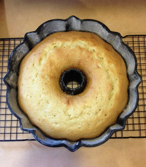 Vanilla Bundt Cake Recipe Made With Oil Old Fashioned Banana Bread, Vanilla Bundt Cake Recipes, Cakes Made With Oil, Vanilla Bundt Cake, Delight Recipes, Blueberry Bundt, Bakers Delight, Blueberry Bundt Cake, Recipe With Lemon