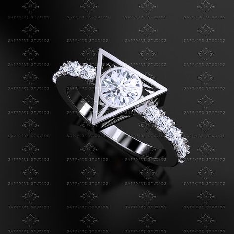 These Harry Potter Engagement And Wedding Rings Are Magical Harry Potter Engagement Ring, Harry Potter Engagement, Geek Engagement Rings, Harry Potter Ring, Princess Wedding Rings, Stile Harry Potter, Harry Potter Accessories, Harry Potter Wedding Theme, Harry Potter Jewelry