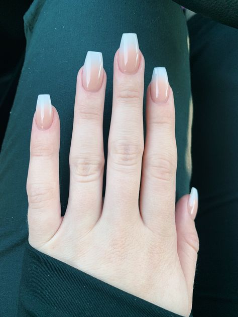 Nude ombré coffin nails #nails #ombrenails #coffinnails #nudenails Dip Powder With Tips Nails, Dip Powder Extension Nails, Dip Powder Nails Natural Color, Coffin Dip Powder Nails, Nude Dip Powder Nails, Natural Dip Powder Nails, Coffin Nude Nails, Ombre Dip Powder Nails, Nude Ombre Nails