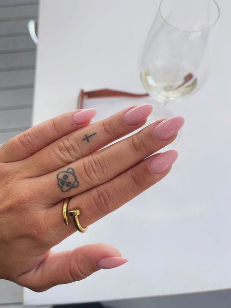 Juliana Nails, Nude Nails, Pink Nails, Nails Inspiration, Nail Inspo, Class Ring, Online Shop, Tattoos, Nails