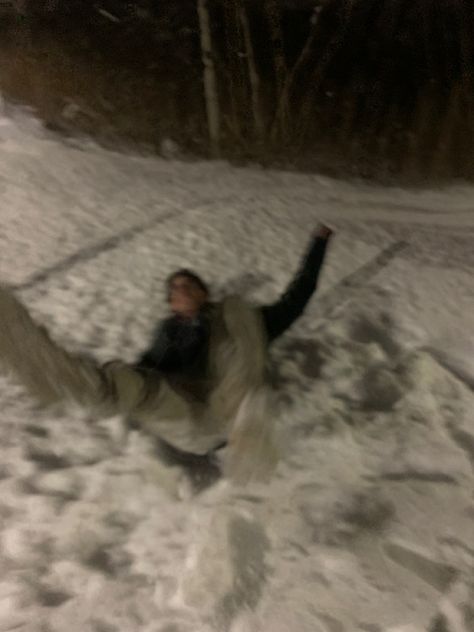 Playing In Snow Aesthetic, Playing In The Snow Aesthetic, Cool Winter Aesthetic, Grunge Winter Aesthetic, Winter Boy Aesthetic, Holiday Aesthetic Winter, Aesthetic Blurry Pictures, Baking Thanksgiving, Snow Winter Aesthetic