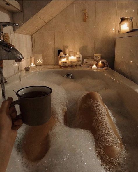 Bath Aesthetic, Taking A Bath, Relaxing Bath, Autumn Aesthetic, Bubble Bath, Spa Day, Dream Life, The Wall, Self Care