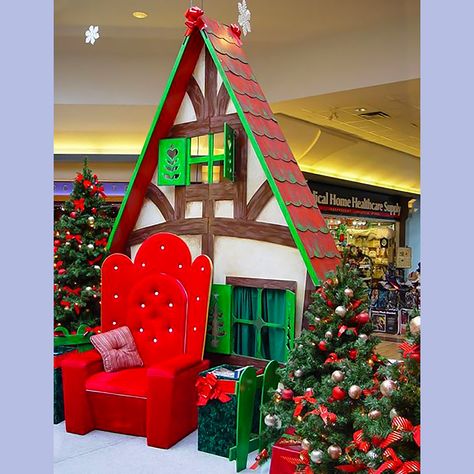 Santa Chair, House Decor Ideas, House Location, Christmas Balloon Decorations, Christmas Stage, Christmas Props, Stage Decor, Christmas Wish List, Christmas Carnival