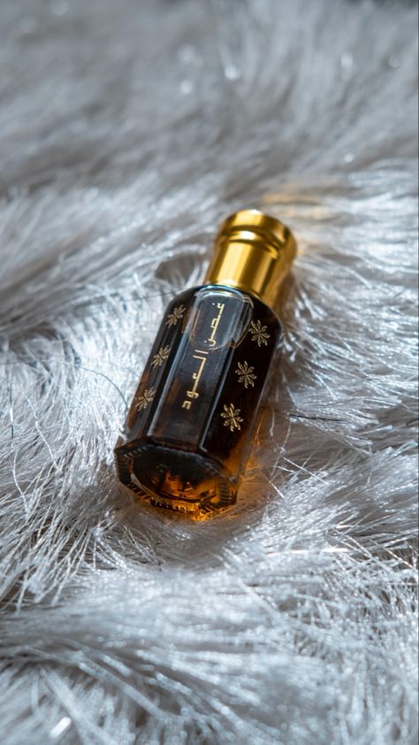 Ittar Bottles Photography, Ittar Bottles, Attar Photography, Attar Bottle, Egyptian Musk, Mens Riding Boots, Best Perfume For Men, Fragrance Photography, Coffee Shop Photography