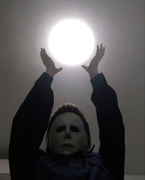 Michael Myers Icons Pfp, Slasher Men, Michael Myers Funny, Slasher Icons, Oc Drawing Prompts, Michael Myers Face, Halloween Kills, Michael Myers And Jason, Michaels Halloween