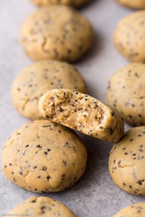 Chia Seed Cookies, Chia Cookies, Cookies Dairy Free, Dairy Free Cookies, Healthy Food Habits, Chia Seed Recipes, Butter Honey, Peanut Butter Honey, Cheap Healthy Meals