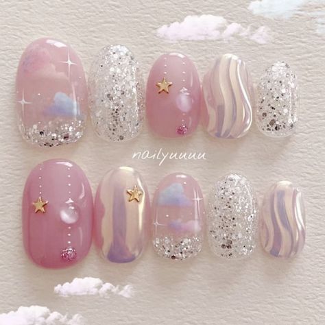 Minimal Nails Art, Fake Nails Designs, Subtle Nails, Beauty Nails Design, Cute Nail Art Designs, Minimal Nails, Mermaid Nails, Pretty Gel Nails, Cute Gel Nails