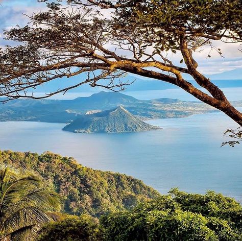 Taal Volcano Drawing, Tagaytay Tourist Spot, Sky Ranch Tagaytay Aesthetic, Philippine View, Tagaytay Aesthetic, Tagaytay View, Philippines Tagaytay, Anyong Lupa, Aesthetic Philippines