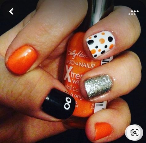 Dotting Art, Halloween Nails Diy, Holloween Nails, Fab Nails, Toe Nail Color, Cute Halloween Nails, Fall Gel Nails, October Nails, Polish Ideas