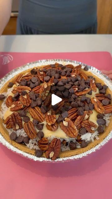 Jacky Has Fun on Instagram: "Grandmas Favorite Pie - Hello, Dolly! #pie #hellodolly #easyrecipes #dessert #dessertoftheday #dessertlover #deliciousfood #recipeideas #easybaking #foodie" Chocolate Chip Coconut Pecan Pie, Hello Dolly Pie Recipe, Hello Dolly Pie, Easy Pie Desserts, Sugar Cookie Pie Crust, Hello Dolly Bars Recipe, Recipes With Pie Crust, Pie Crust Desserts, Pie Crust Ideas