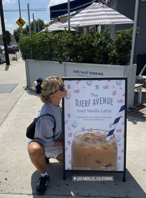 Matilda Djerf Aesthetic, Iced Vanilla Latte, Minimal Chic Style, Djerf Avenue, 30 Day Fitness, Vanilla Syrup, Nyc Aesthetic, Matilda Djerf, Vanilla Latte