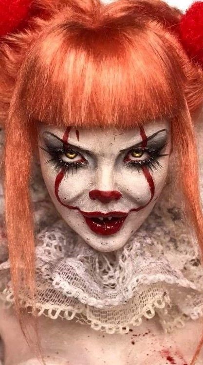 It Halloween Makeup Clown, It Makeup Clown, Scary Clown Costume Women, It Halloween Costumes, Scary Clown Makeup Creepy, Hallowen Schminke, Evil Clown Makeup, Creepy Clown Makeup, Clown Costume Women