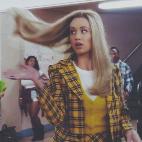 iggy azalea fancy music video Fancy Iggy, Hair Flip Gif, Iggy Azalea Fancy, Cher Clueless, Colleen Ballinger, Whatever Forever, Miranda Sings, Sarah Hyland, Iggy Azalea