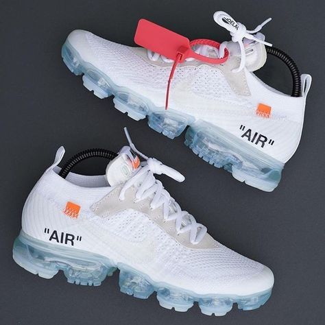 Sneakers Outfit Men, Off White Shoes, Nike Air Shoes, Shoes Sneakers Nike, Fresh Shoes, Hype Shoes, Air Vapormax, Shoe Tree, Nike Air Vapormax