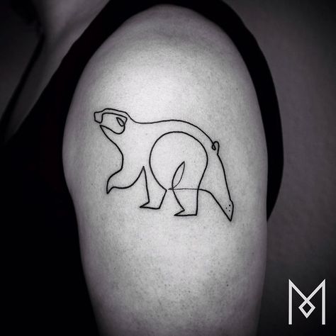 Minimalist Single Line Tattoos By Iranian-German Artist (59 Pics) California Bear Tattoos, Mo Ganji, Bear Tattoo Designs, Simple Images, Jagua Tattoo, One Line Tattoo, Key Tattoos, Single Line Tattoo, Ribbon Tattoos