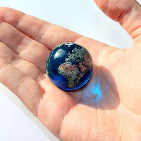 Planet Earth Marble World In Your Hands, Marbles Images, Earth Planet, The Planet Earth, Globe Art, Space Jewelry, Angel Images, Fantasy Props, Anime Dragon Ball Goku