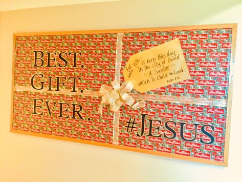 December 2018 bulletin board. Best. Gift. Ever. #Jesus December Church Bulletin Boards, Christmas Church Bulletin Board Ideas, Christian Christmas Bulletin Board Ideas, Jesus Bulletin Boards, Christian School Bulletin Boards, Fall Church Bulletin Boards, Catholic Bulletin Boards, December Bulletin Boards, Office Bulletin Boards