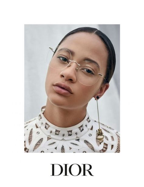 CHRISTIAN DIOR RESORT 2019 EYEWEAR AD CAMPAIGN 2 Selena Forrest, Eyewear Ad, Eyewear Photography, Glasses For Round Faces, Viviane Sassen, Dior Eyewear, Logos Retro, Glossy Eyes, Rimless Glasses