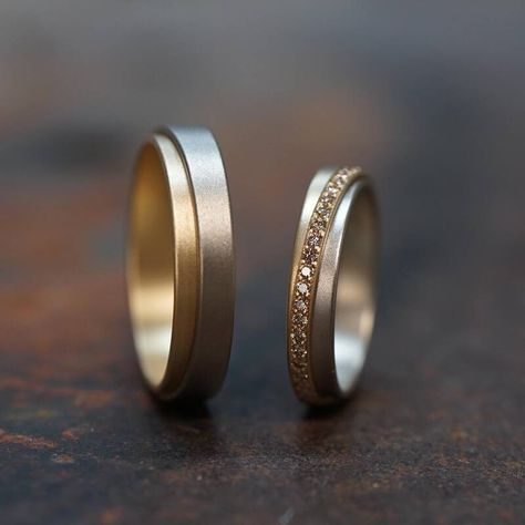 3 Diamond Wedding Band, Couple Rings Wedding Gold, Couples Wedding Rings, Promise Couple, Wedding Rings Couple, Wedding Bands His And Hers, Couple Rings Gold, Marriage Rings, Wedding Rings Sets His And Hers