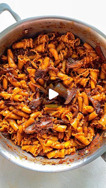 Pasta Social Club on Instagram: "Let’s make mushroom, rosemary & red wine ragu! 🍷 Fall is not fall in my house without some sort of mushroom pasta. This one is deeply savory, meaty…dare I say sultry? It’s got all the power of an unctuous, slow-cooked meat sauce in a fraction of the time (and without the meat!). Recipe drops TOMORROW in the newsletter; link in bio to subscribe. This one’s just good, easy comfort food—exactly what so many of us need right now. 💛 . . . . . #mushroompasta #mushro Mushroom Ragu, Slow Cooked Meat, Meat Recipe, Pasta Pasta, Mushroom Pasta, Easy Comfort Food, Meat Sauce, Slow Cooked, Slow Food