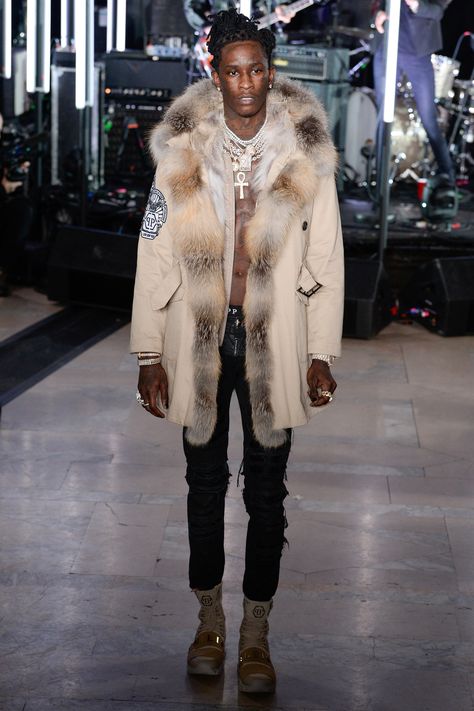 Philipp Plein Fall 2017 Ready-to-Wear Collection Photos - Vogue Young Thug Dress, Thug Outfits, Young Thug Fashion, Thug Fashion, Young Thug, Streetwear Men Outfits, Philipp Plein, Fashion Show Collection, Fall 2017