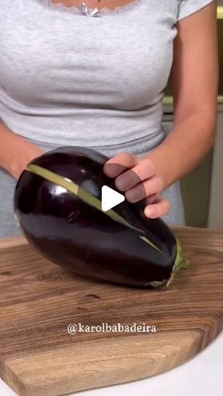 Squash Eggplant Recipe, Ramen Recipes Easy, Aubergine Recipe, Keema Recipes, Amazing Food Hacks, Egg Plant, Easy Mediterranean Diet Recipes, Clean Food Crush, Food Crush