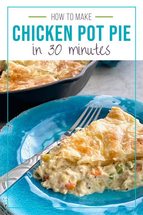 Alfredo Ravioli, Puff Pastry Chicken, Easy Chicken Pot Pie Recipe, Creamy Chicken Pot Pie, Best Chicken Pot Pie, Southern Chicken, Puff Pastry Crust, Ravioli Bake, Easy Chicken Pot Pie