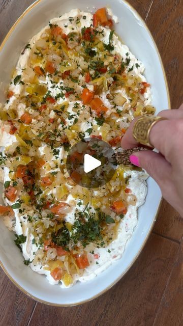 Giardiniera Dip, Pepper Puree, Summer Get Together, High Fiber Fruits, Crispy Crackers, Cream Cheese Dips, Easy Food Art, Healthy Snacks Easy, Appetizer Dips