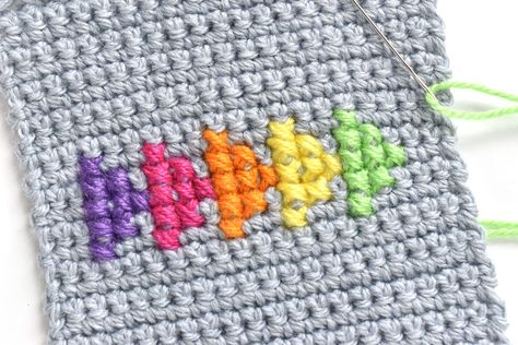 Cross Stitch On Crochet, Simple Scarf Crochet Pattern, Crochet Scarf Pattern Free, Cross Stitch Bookmarks, Crochet Cross, Simple Cross Stitch, Single Crochet Stitch, Scarf Crochet Pattern, Cross Stitch Fabric