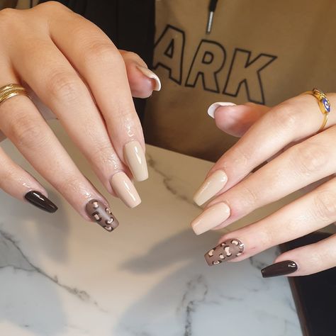 Nails With Animal Print, Nails Nude, Animal Print Design, Nude Nails, Girly Photography, Acrylic Nails, Animal Print, Print Design, Nail Art