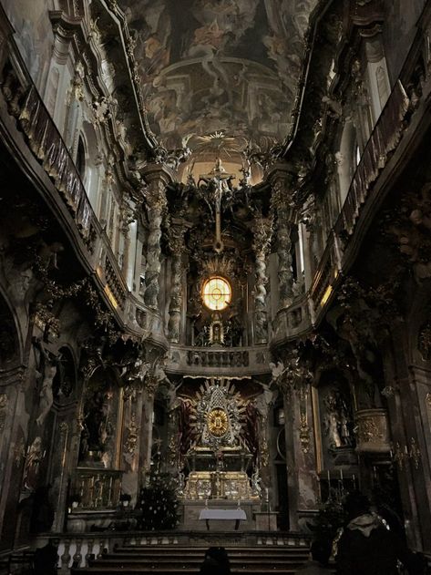 Baroque Astethic, Gothic Baroque Interior Design, Baroque Architecture Interior, Neogothic Aesthetic, Lexicore Aesthetic, Opulence Aesthetic, Dark Baroque, Gothic Architecture Interior, Baroque Aesthetic