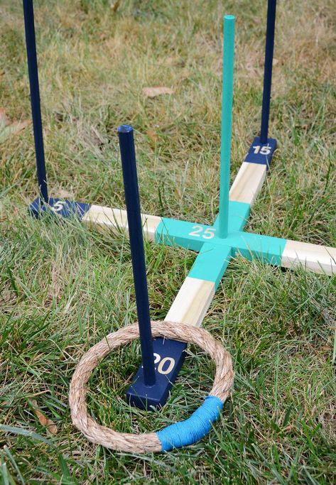 How to: DIY Backyard Ring Toss Game - Curbly Family Games Outdoor, Diy Yard Games, Restoration Hardware Inspired, Fun Outdoor Games, Ring Toss Game, Outdoor Game, Games Diy, Wood Games, Fabulous Diy