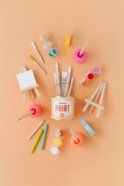 Retro Packaging, Diy Retro, Art Birthday Party, Paint Can, Favor Ideas, Art Party, Photo Styling, Crafts For Teens, Paint Cans