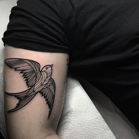 Top 15 Cute Sparrow Tattoos Meaning and Designs Sparrow Tattoo Design, Bird Tattoo Men, Bow Tattoo Designs, Vogel Tattoo, Bird Tattoo Wrist, Sparrow Tattoo, Swallow Tattoo, Bow Tattoo, Disney Tattoo