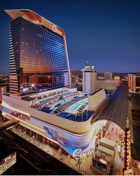 Angel Decorations, Fremont Street Experience, Hotel Jobs, Colorado Living, Las Vegas Resorts, Casino Hotel, Vegas Hotel, Downtown Las Vegas, Vegas Casino