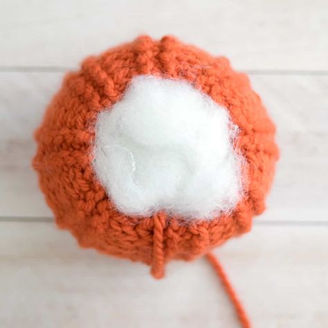 Knit Coffee Cozy Pattern, Free Knitted Flower Patterns, Pumpkin Knitting, Baby Pumpkin Hat, Coffee Cozy Pattern, Knitted Flower Pattern, Halloween Knitting, Fall Knitting Patterns, Pumpkin Applique