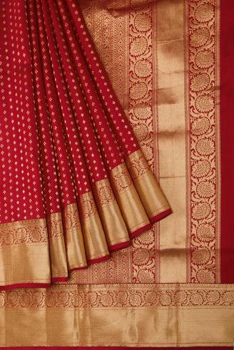 Soft Silk Sarees - Shop for Soft Silk Sarees Online | Nalli Sari For Wedding, Nalli Sarees, Nalli Silk Sarees, Nalli Silks, Oatmeal Diet, Kota Silk Saree, Lakshmi Images, Green With Blue, Sarees Collection